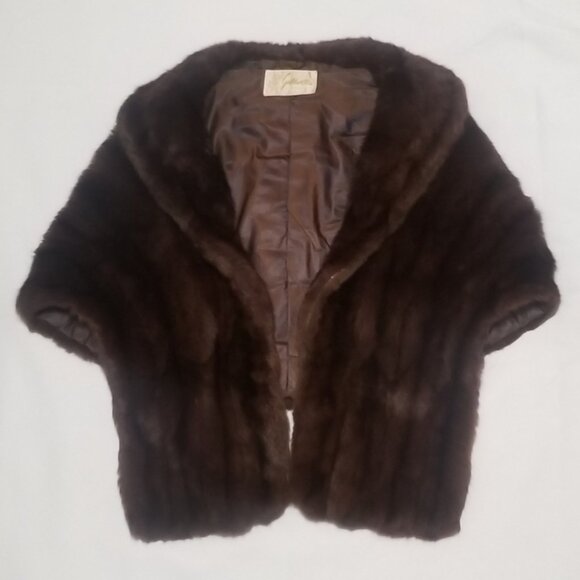 Vintage 1950's Fur Shrug by Goldwaters of Arizona - Picture 2 of 8